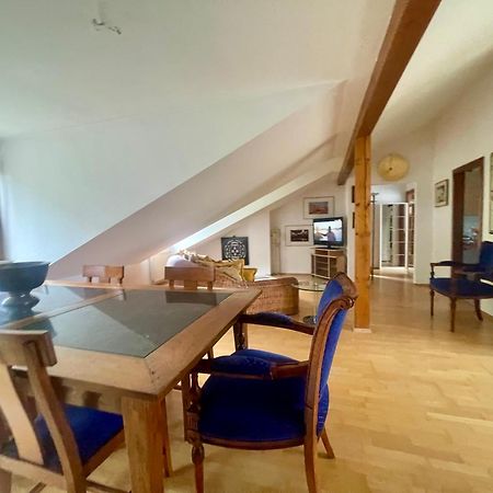Wunderschoenes Grosses 3 Zimmer Apartament Zentrum Goldstadt Familienfreundlich Mit Garage プフォルツハイム エクステリア 写真