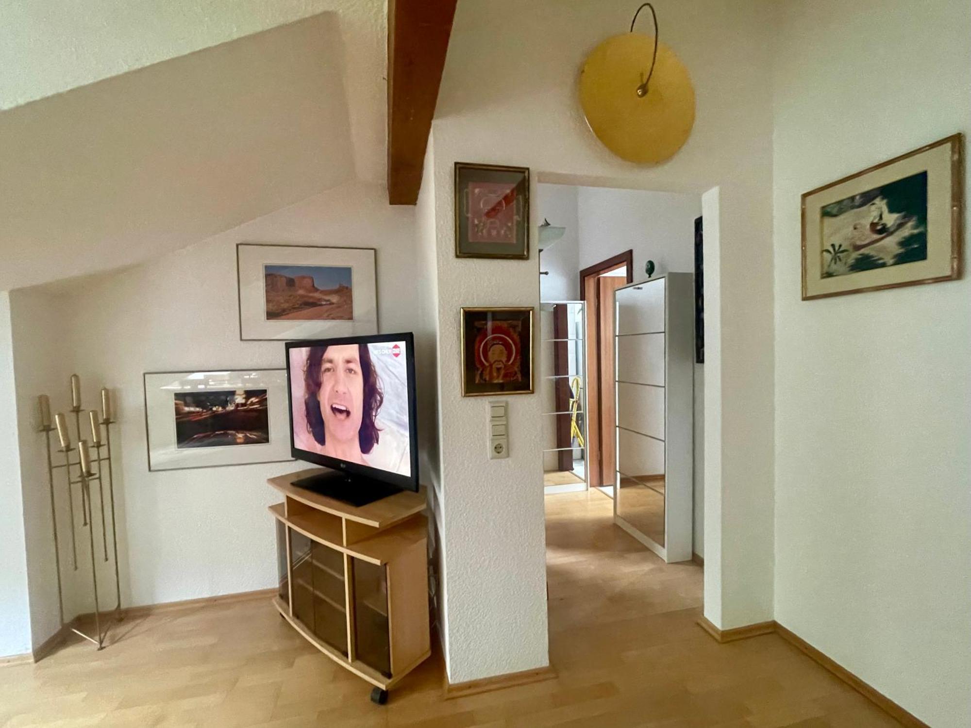 Wunderschoenes Grosses 3 Zimmer Apartament Zentrum Goldstadt Familienfreundlich Mit Garage プフォルツハイム エクステリア 写真