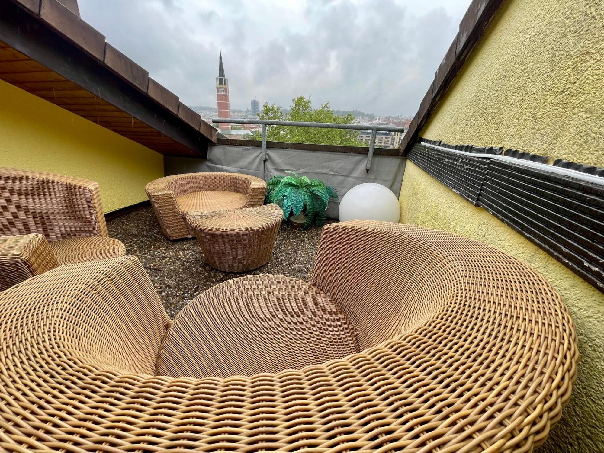 Wunderschoenes Grosses 3 Zimmer Apartament Zentrum Goldstadt Familienfreundlich Mit Garage プフォルツハイム エクステリア 写真
