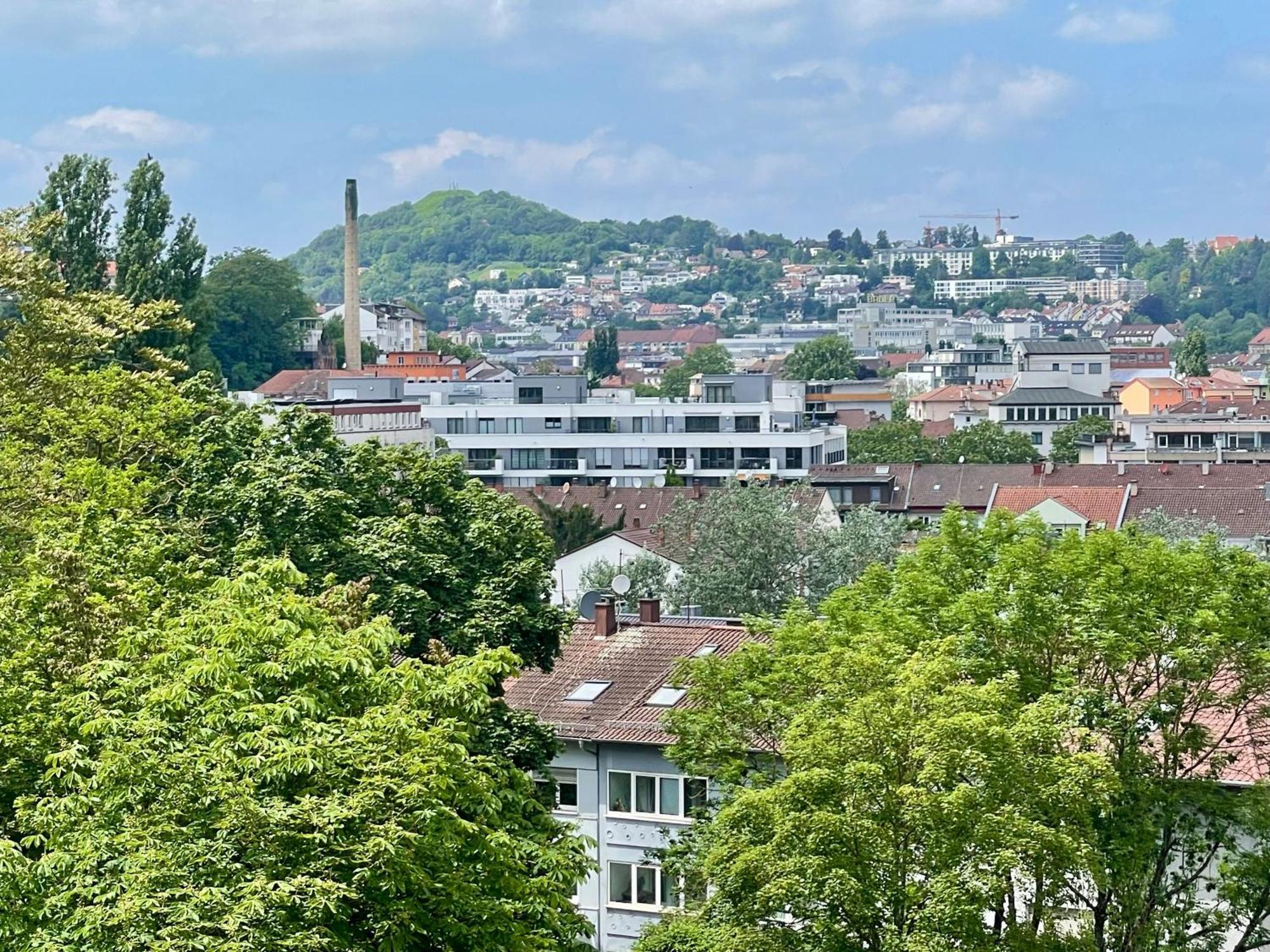Wunderschoenes Grosses 3 Zimmer Apartament Zentrum Goldstadt Familienfreundlich Mit Garage プフォルツハイム エクステリア 写真